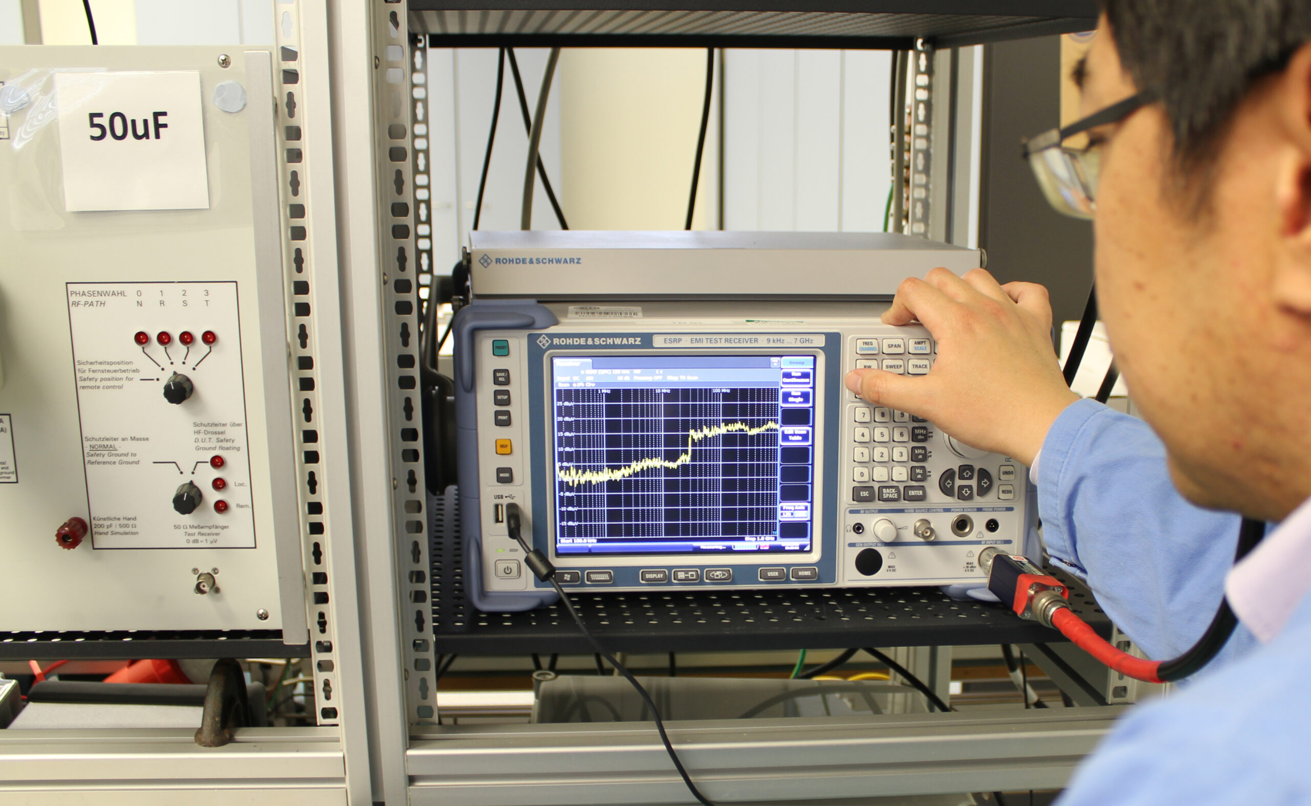 Interférence potentielle avec la réception de la radio VHF-FM et de l'AIS