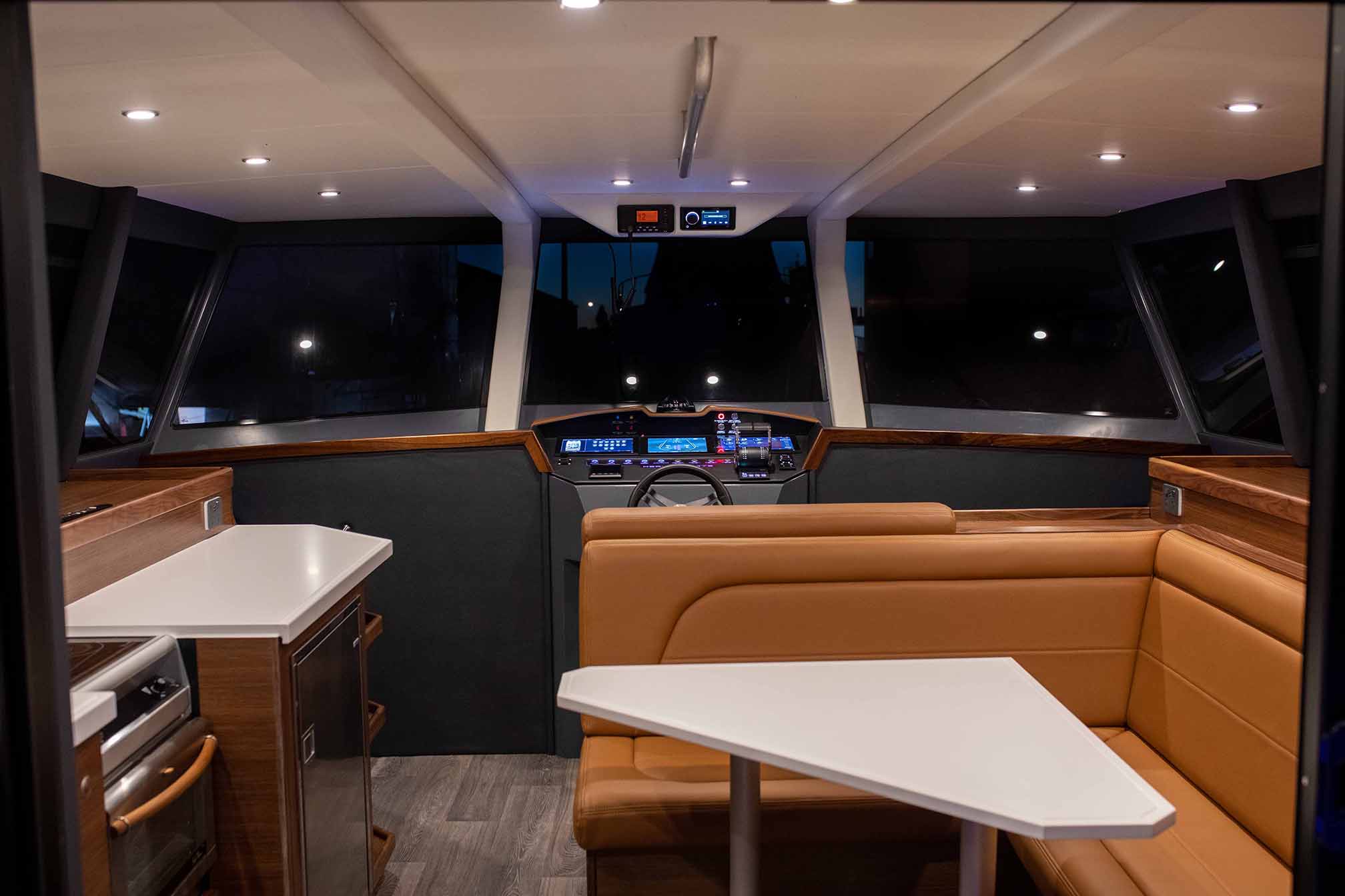 Herley Boote Elektro-Hybrid Powercat